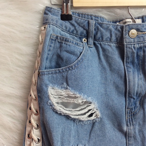 SOLD - Picture 4 of 7